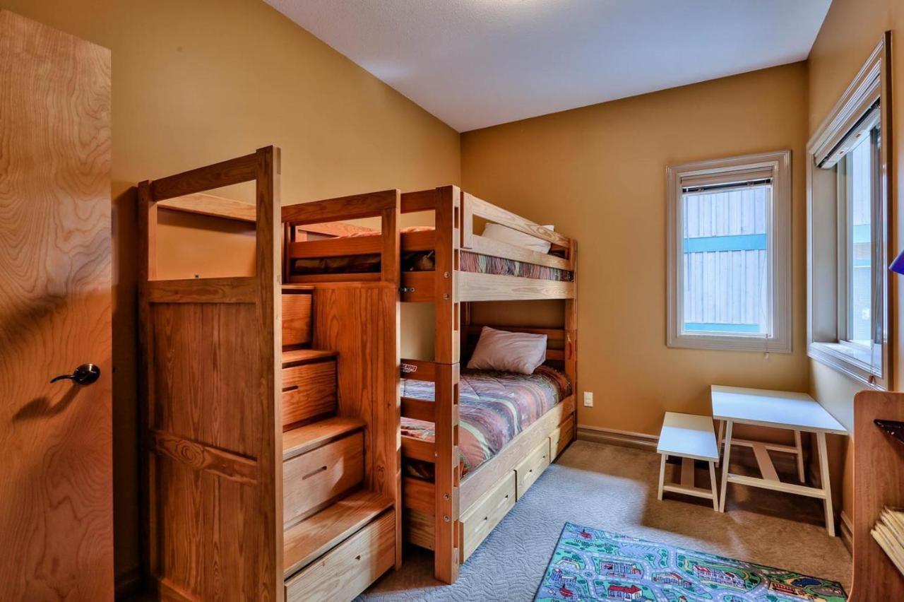 Soleil Chalet By Bear Country Sun Peaks Ngoại thất bức ảnh